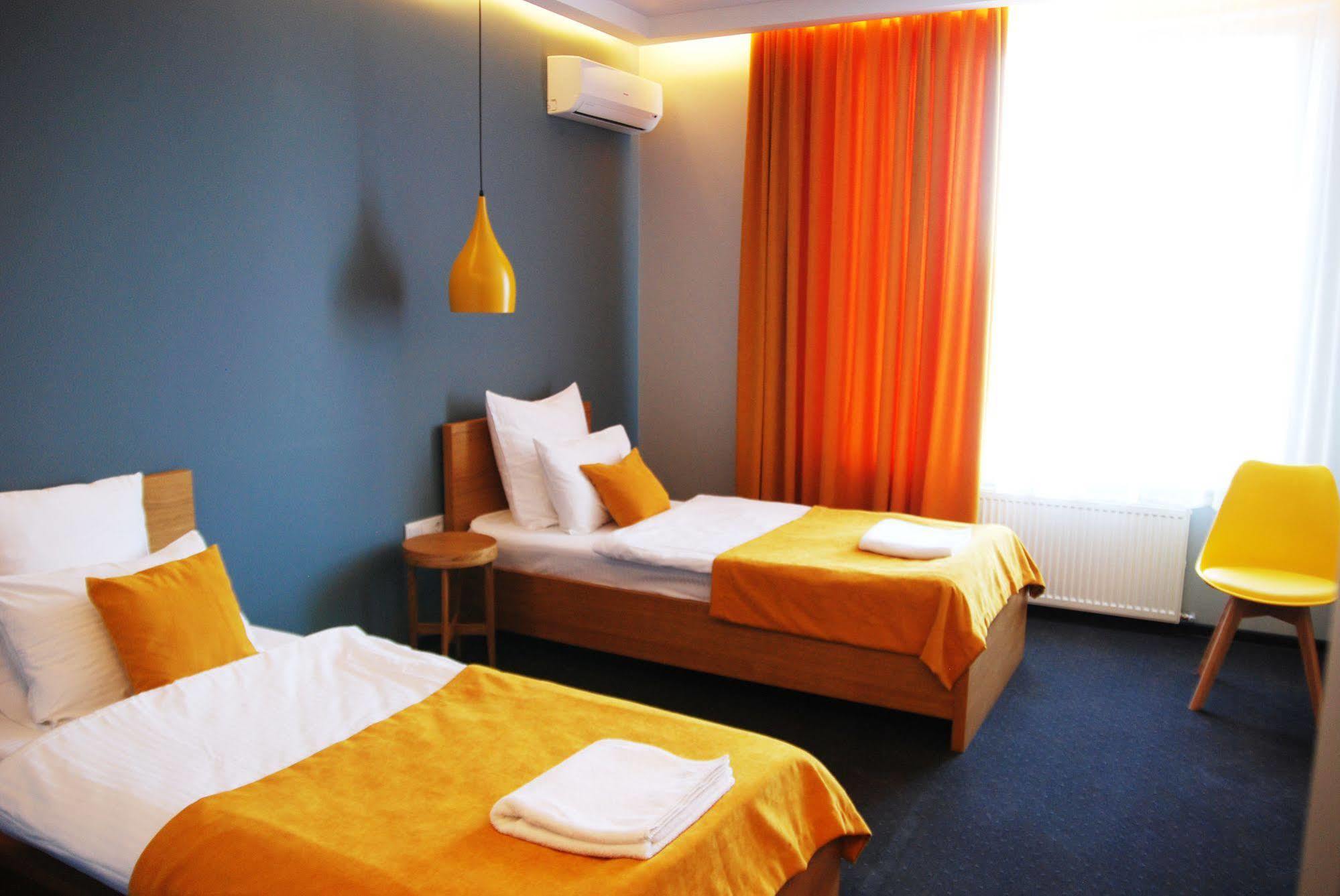 Beehive Hotel Odesa Exterior photo